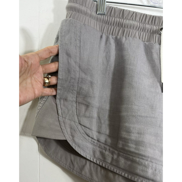 ATHLETA Bali 100% Linen Shorts Pockets Size 10 Gray Outdoor Hiking Beach Active - Picture 8 of 12